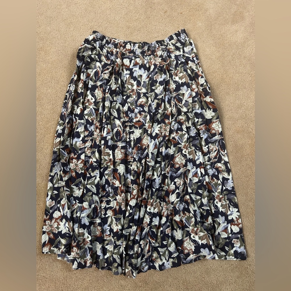 Women’s skirt